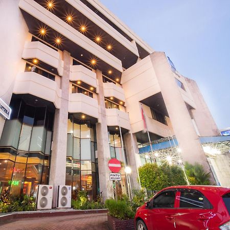 Adika Hotel Bahtera Klandasan Kecil Exterior photo